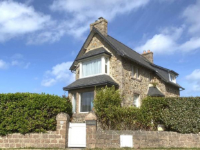Maison bretonne rénovée, proche mer, plage et commerces à Trégastel, avec jardin clos et WIFI - FR-1-368-6